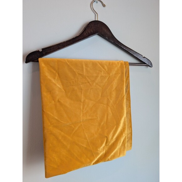 Pillow Sham Gold Crushed Velvet Decorative Pillow Sham Zip Closure 23''x23'' - Picture 3 of 16